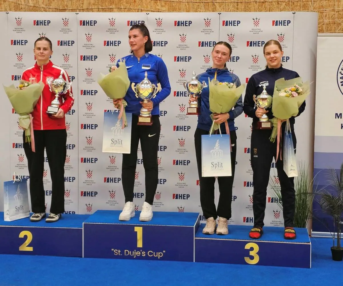 Сателіт 2025 Спліт: Анна Максименко перемагає олімпійську чемпіонку Токіо та здобуває першу в кар’єрі медаль серії Satellite FIE